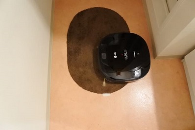 バスマットでパワーアップするロボット掃除機