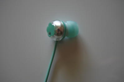 購入したイヤフォン