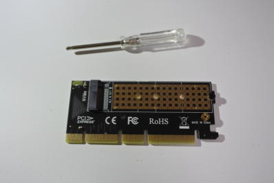 SSDのアダプター