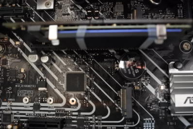 SSDの取り付け