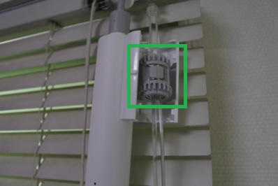 ブラインドポールのギヤーカップリング設置
